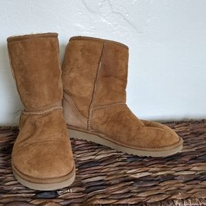Original UGG Chestnut Classic I Short Boot